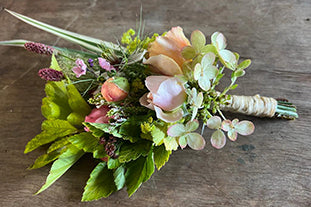 Making a wedding corsage for a handbag