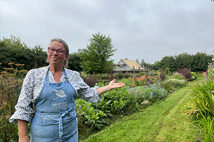 August tour of the flower farm